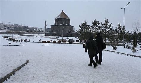 Doğu da soğuk hava ve kar etkili GENEL Erzurum Pusula Gazetesi