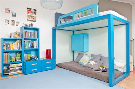 Kinderzimmer Mit Hochbett F R Einen Jungen Modern Kinderzimmer