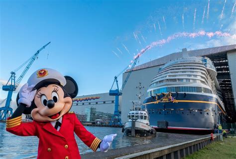 Disney Cruise Line Ships Compared By Size And Age 2025