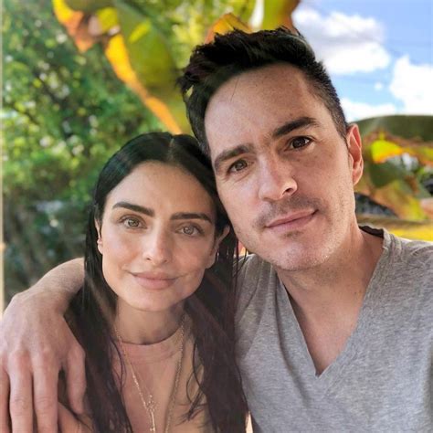 Aislinn Derbez Y Mauricio Ochmann Celebran El Cumplea Os De Su Hija