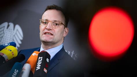 Coronavirus Jens Spahn warnt vor Arzneimittel Engpässen