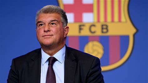 Faux Le Pr Sident Du Fc Barcelone Joan Laporta Nest Pas Encore En