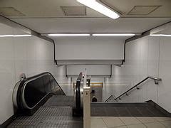 Category Escalators In Charlottenburg Wilmersdorf Wikimedia Commons