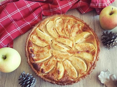 Recettes de Tarte Normande aux Pommes de la cuisine d une toquée