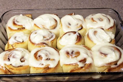 The Recipe Nut | Best Recipes and Cooking Ideas: Cinnabon Cinnamon Rolls