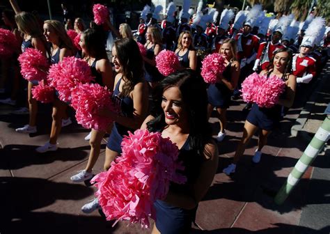 Photos University Of Arizona Homecoming Parade And Bonfire Local