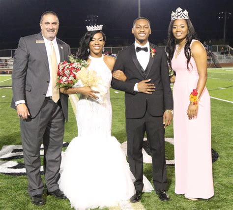 Autumn Taylor Crowned Eccc Homecoming Queen East Central Community