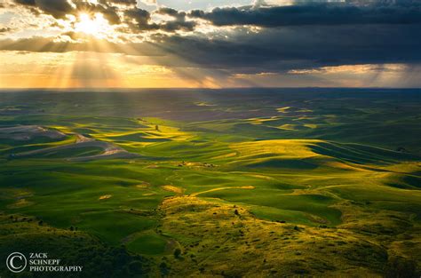 Picturesque Ancient Dunes in Palouse Region, USA - Places To See In Your Lifetime