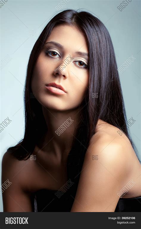 Beautiful Woman Image And Photo Free Trial Bigstock Free Download