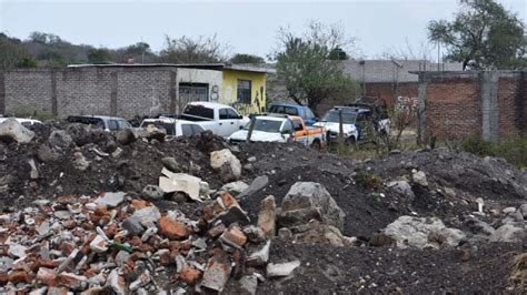 Encuentran Semienterrados Los Cuerpos De Dos Hombres En Un Tiradero De