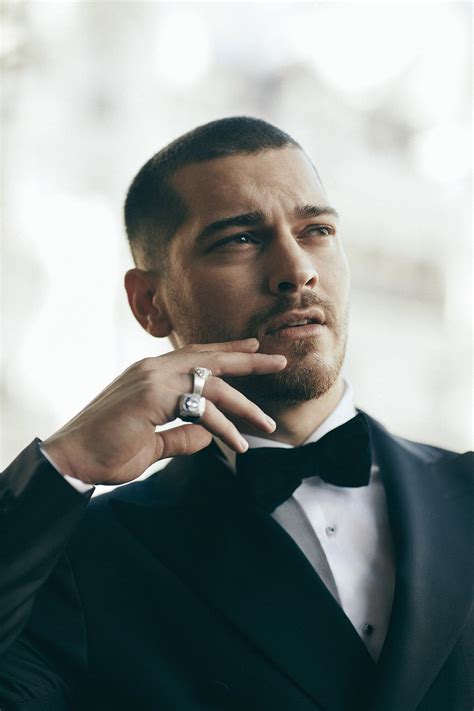 A Atay Ulusoy Un Netflix Dizisinde Sahneler Pe Gitti Magazin Haberleri