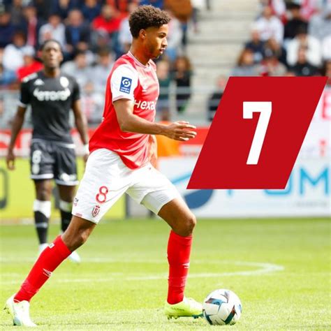 Les Tops Flops De Troyes Reims Jens Cajuste Omnipr Sent L Quipe