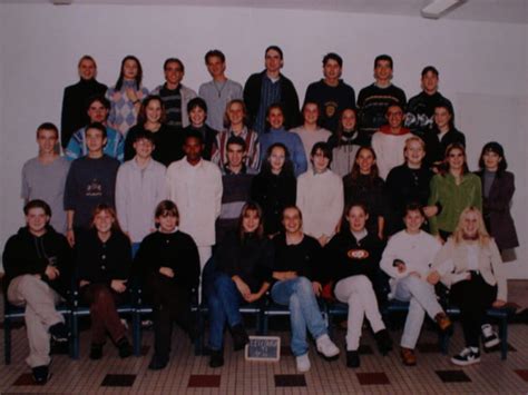 Photo De Classe 1ère 11 19971998 De 1998 Lycée Frédéric Chopin