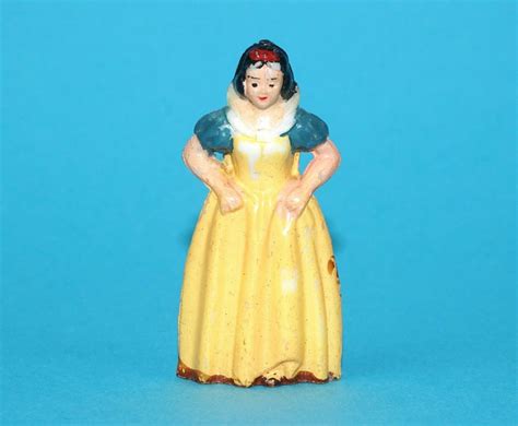 Disneykins Snow White Mini Figure 1960s Marx Disney Boonsart Shop