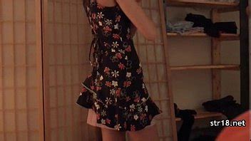 Juguetona Introducida Al Sexo Duro Y Desagradable XVIDEOS