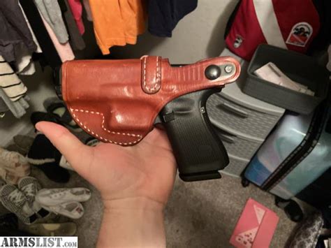 ARMSLIST - For Sale: Glock 19 gen 5 brand new leather holster