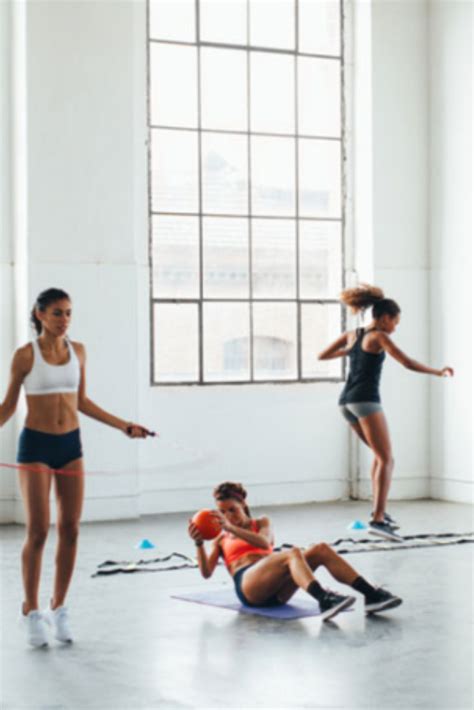 I Went On A Mission To Make Friends At The Gym—here S What I Learned Friends Workout Fitness