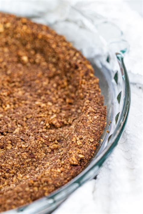 Pecan Nut Pie Crust » Hangry Woman®