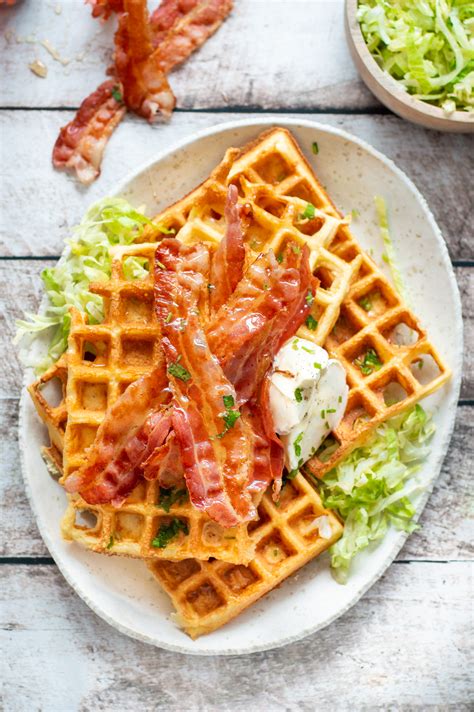 Chaffles Wafels Met Kaas Keto En Low Carb Recept Betty S Kitchen