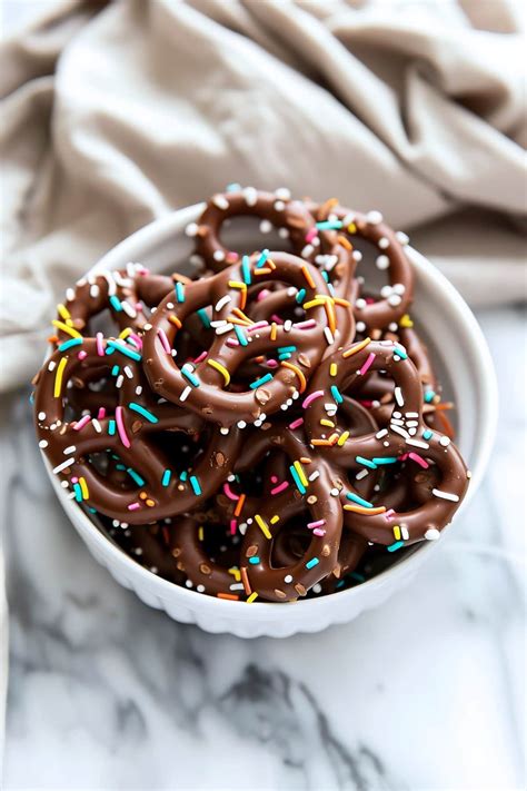 Chocolate Covered Pretzels Recipe Insanely Good