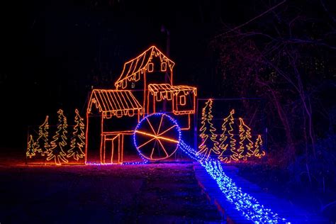 Trail of Lights | Branson, MO - The Shepherd of the Hills