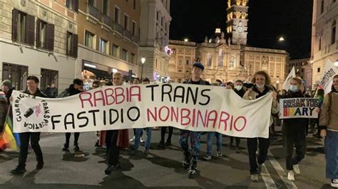 Ddl Zan Sfila La Rabbia Trans Contro Le Vittime Dell Omofobia