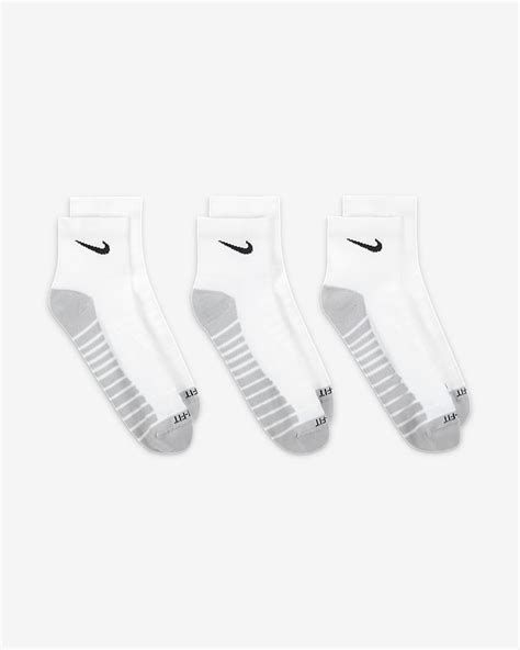 Nike Everyday Max Cushioned Training Ankle Socks (3 Pairs). Nike.com