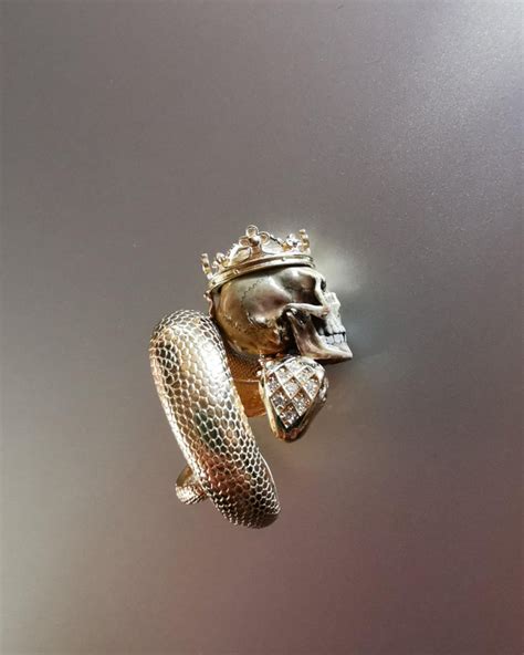 19th Century Vanitas Memento Mori Skull On Diamond Gold Oversize Ring