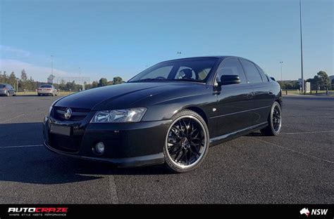 Holden Commodore Cheetah Gloss Black Polish Lip Car Gallery Auto Craze