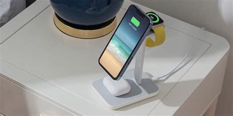 【新製品】iphoneとapple Watch、airpodsを同時充電できるワイヤレス充電スタンド「twelve South Hirise