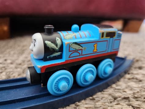 Thomas & Friends Wooden Railway Thomas and the Stinky Fish Train Engine Tank - Action Figures