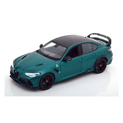 ALFA ROMEO Giulia GTAM 2020 Vert Montreal 1 18 BURAGO