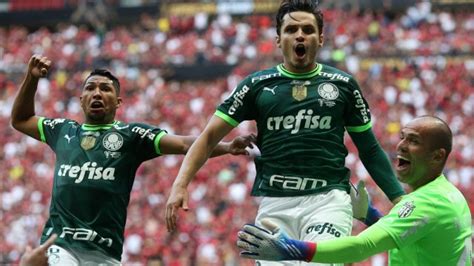 Palmeiras Vira Em Cima Do Flamengo E é Campeão Da Supercopa 4 A 3