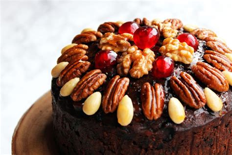 Naked Christmas Cake With Glazed Nuts And Cherries Supper In The Suburbs