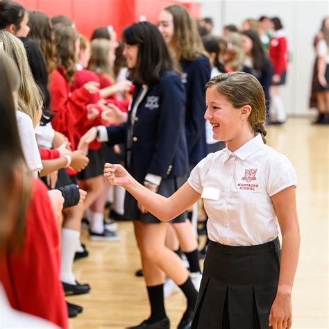 An Independent Girls’ School in Medfield, MA.