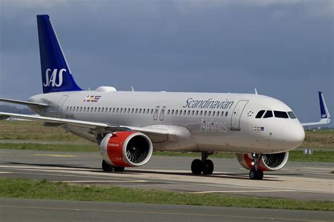 SAS Airbus A320 251N LN RGL Mohammed Lounes Flickr