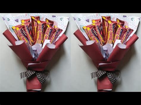 Cara Buat Buket Snack Sendiri Untuk Wisuda Hari Ibu Dari Kertas Kado