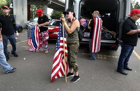 Seis Feridos E Detidos Em Manifesta Es No Noroeste Dos Estados