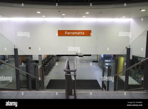 Parramatta train station hi-res stock photography and images - Alamy