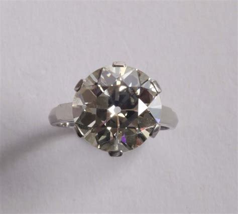 Anello Solitaire Con Diamante Di Vecchio Taglio Di Ct Circa Asta