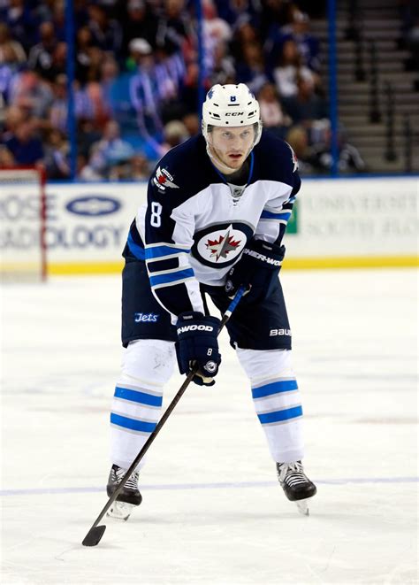 Jacob Trouba Signs Two-Year Deal With Winnipeg