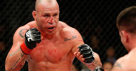 Wanderlei Silva refutes running from drug test, wants to fight at UFC ...