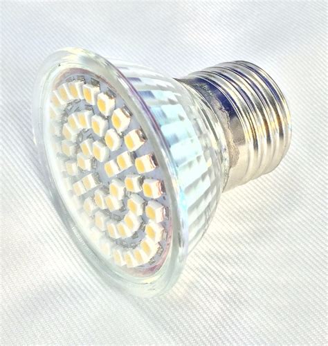 Foco Led 3w E26 E27 Para Roseta Normal De Rosca Dicroico 39 75 En