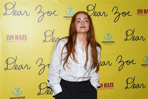 Sadie Sink - "Dear Zoe" Premiere in Pittsburgh 11/02/2022 • CelebMafia