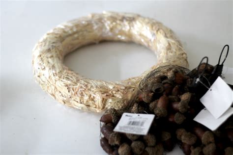 DIY Acorn Wreath - The Girl Creative