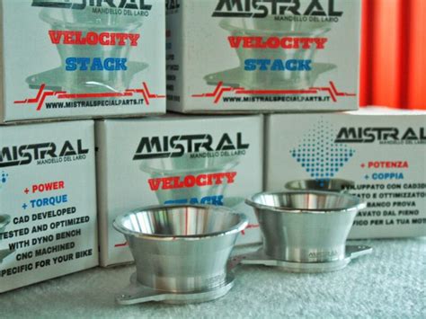 Mistral Velocity Stack Moto Guzzi V85 TT E4 E5