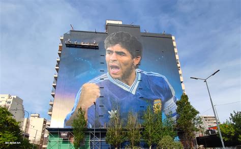 Martin Ron paints giant Maradona mural in Buenos Aires | BA Street Art