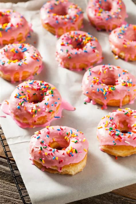 How To Make Strawberry Frosted Donuts Icing For Donuts Recipe Frosted