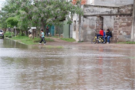 Hay Evacuados Y Rutas Anegadas Por Temporal De Lluvia Y Viento Diario El 9 De Julio