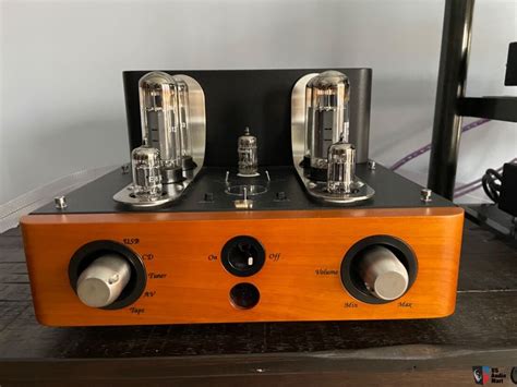 Unison Research Triode 25 And Unico Primo Valve CD For Sale Canuck